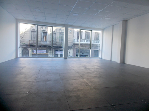 Imagen 3 de 9 de Venta De Oficina En Ciudad Vieja