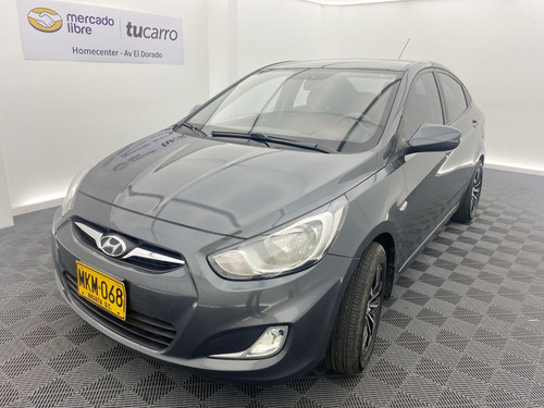 Imagen 1 de 25 de Hyundai Accent I25 Gl 1.4