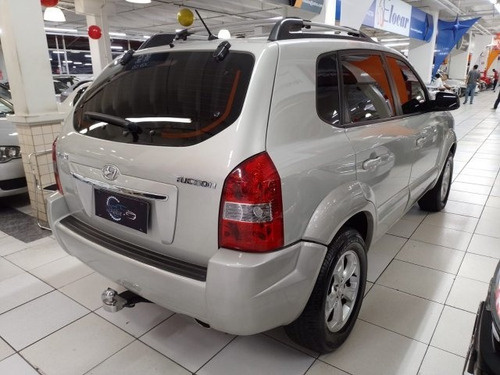Imagem 6 de 11 de Tucson 2.0 Mpfi Gls 16v 143cv 2wd Gasolina 4p Automático