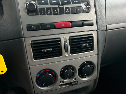 Fiat Strada 1.8 MPI ADVENTURE LOCKER CE 16V FLEX 2P MANUAL