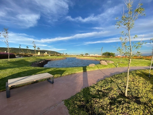 Terreno En Venta Frente A Área Verde- La Espiga