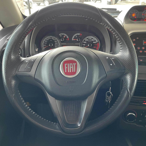 Imagem 10 de 11 de Fiat Idea 2015 1.8 16v Adventure Flex Dualogic 5p
