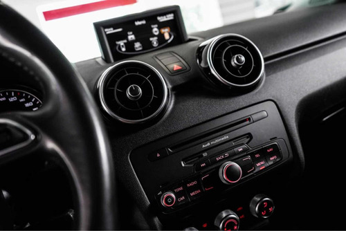 Imagen 11 de 21 de Audi A1 2015 1.4 Ambition Tfsi 122cv Stronic