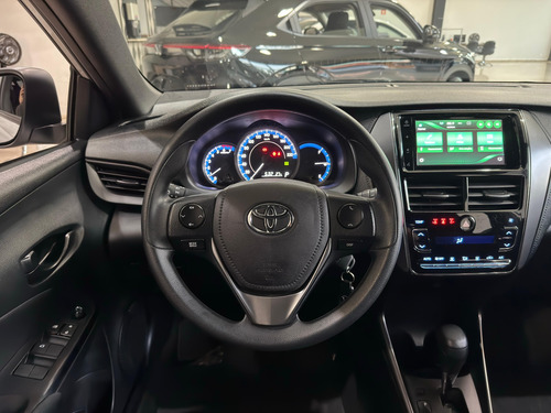 Toyota Yaris 1.5 16V FLEX XL MULTIDRIVE