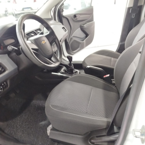 Chevrolet Onix 1.0 MPFI JOY 8V FLEX 4P MANUAL