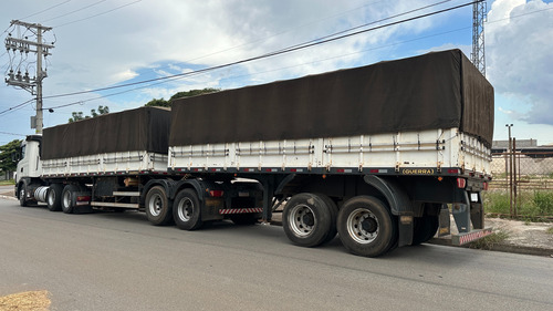 Carreta Bitrem Graneleiro Com Pneus