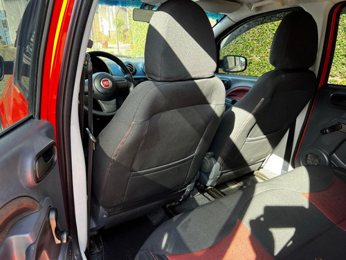 Imagem 14 de 15 de Fiat Uno Sporting 1.4 Evo Fire Flex 8v 4p