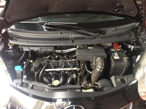 Imagem 6 de 11 de Jac J2 1.4 Ano 2014 Preto Gasolina Completo 4p