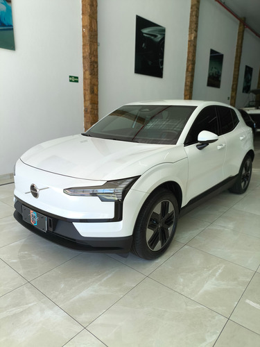 Volvo EX30 0.0 Core (Single) 5P Eléctrico