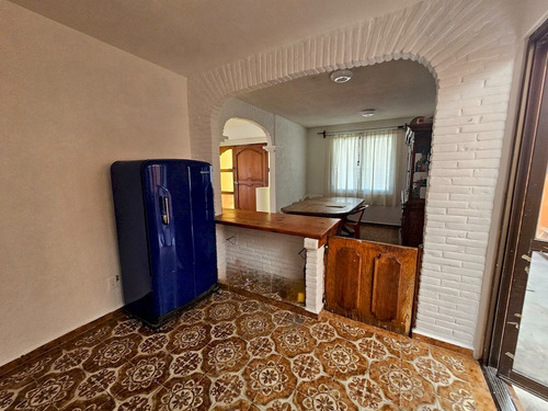 Casa Con Inigualable Ubicación Al Norte De La Ciudad, En Col. La Pradera, Cuernavaca Morelos.