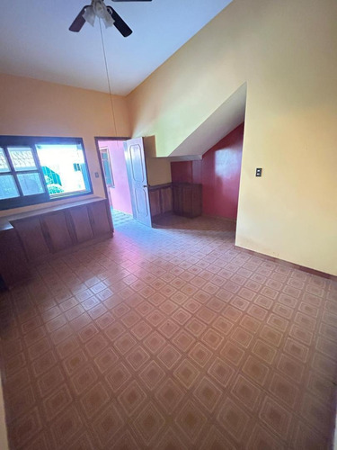 Josseyris Jimenez Vende Casa En La Viña
