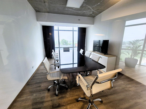 Oficina En Edificio Workclub Escobar