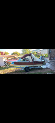 Lancha Traker 520