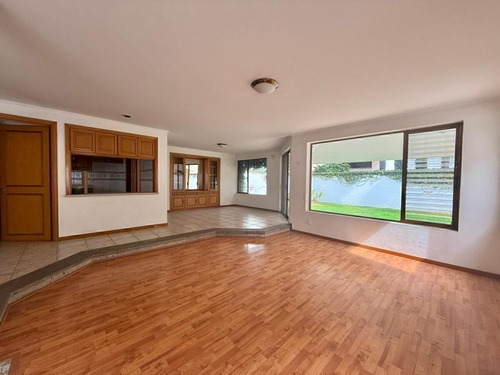 Casa De 3 Recamaras En Venta En Valle Real