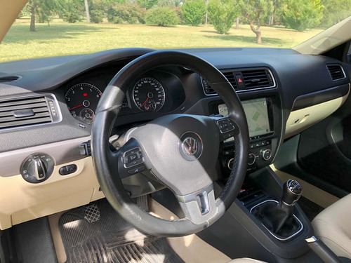 Volkswagen Vento 2.0 Sportline Tsi 200cv Bi-xenon 2015