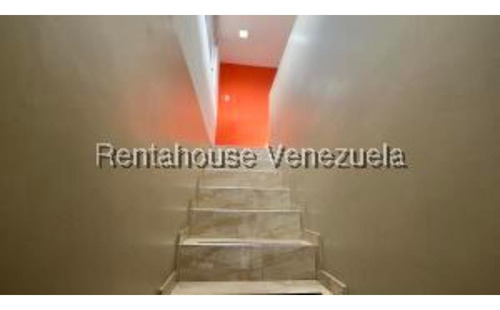 #25-18264 Espectacular Casa En Campo Claro