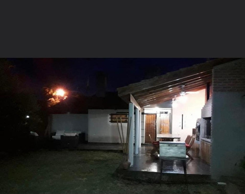 Imagen 17 de 20 de Casa De 3 Ambientes Con Parque En Santa Clara Del Mar