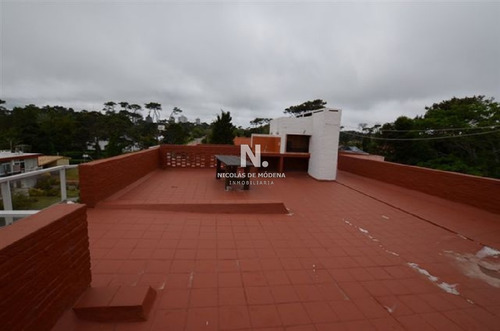 Alquila Apartamento 3 Dormitorios , 2 Baños-ref:2521
