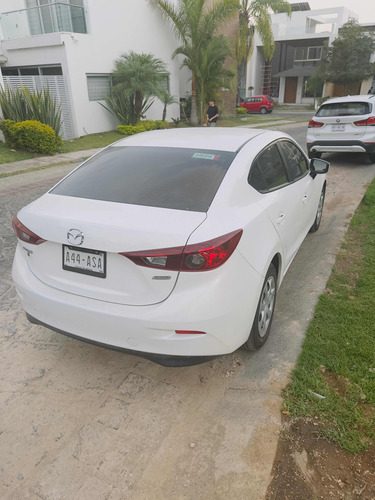 Mazda Mazda 3 2.0 I Sedan At