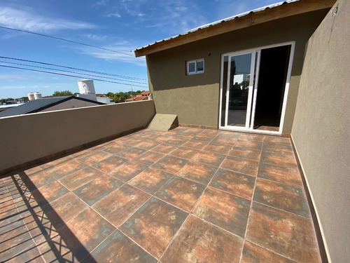 Duplex 4 Amb C/patio En Olivos