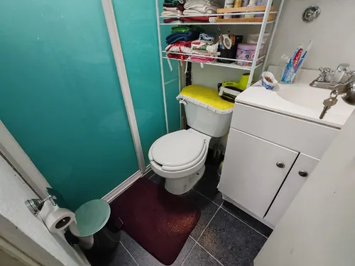 Casa Sola Con Departamento Independiente A Un Costado De Uvm Coyoacán