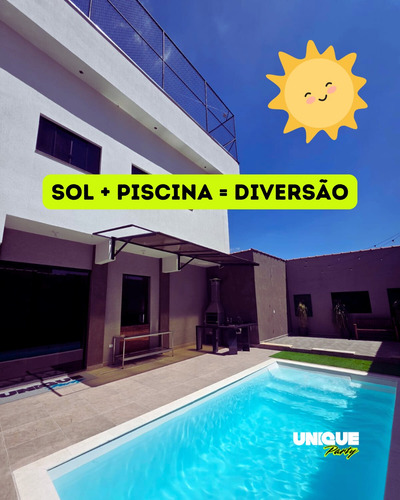 Salão De Festa Com Piscina E Mini Campo