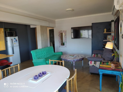 Imagen 5 de 23 de Departamento 3 Ambientes C/ Cochera Y Balcon A La Calle En Chauvin