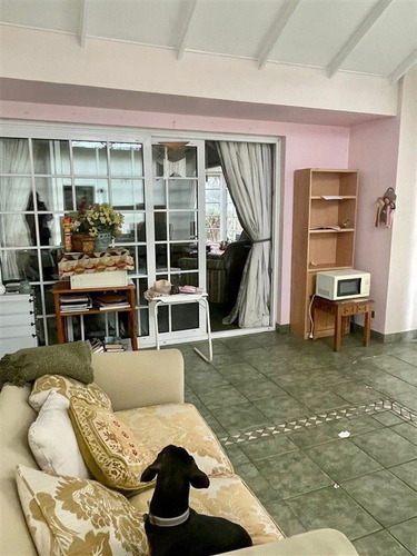 Se Vende Preciosa Casa Estilo Inglés En Limache Emplazada
