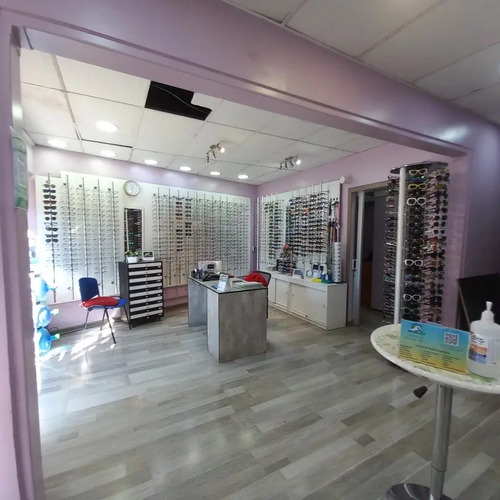 En Venta 5 Locales Comerciales, Gran Avenida, El Bosque