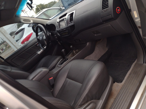 Toyota Hilux 3.0 Srv Cab. Dupla 4x4 4p