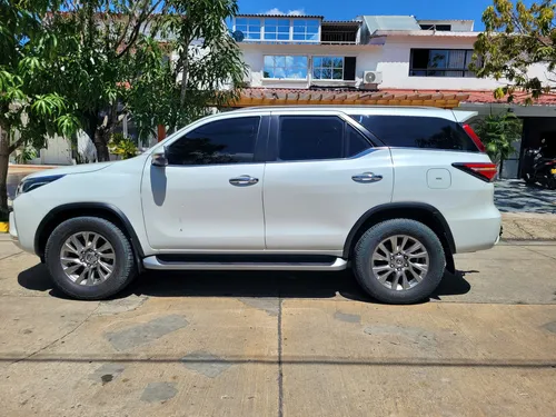 Toyota Fortuner 2.8l Blindaje 2