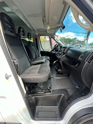 Fiat Ducato 2.3 Executivo (15l) 5p 6 marchas