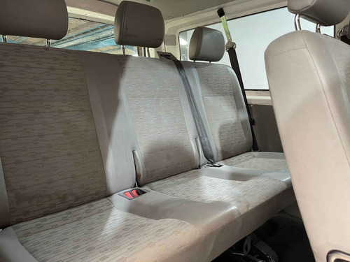 Imagen 15 de 15 de Volkswagen Transporter 2014 5p Tdi L4/2.0/t Man 9/pas A/a