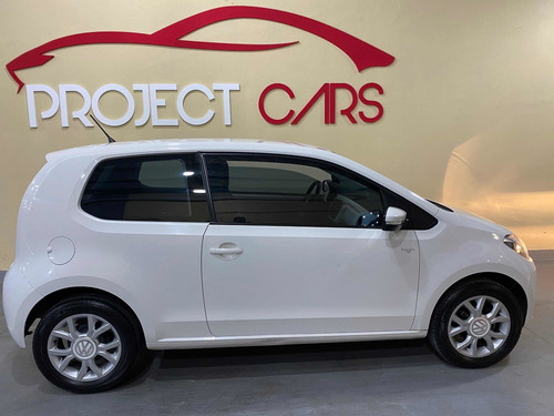 Volkswagen Up! 2016 1.0 High Up! 75cv 5 P