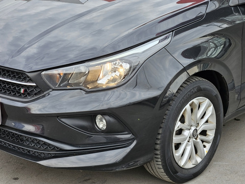 Fiat Cronos CRONOS DRIVE 1.8 AT