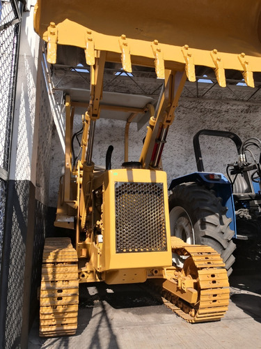Traxcavo Marca Caterpillar Modelo 931 Cargador Sobre Orugas