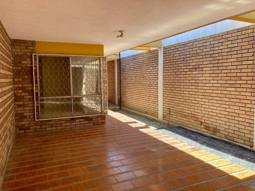 Imagen 7 de 30 de Se Vende Casa Comercial Fracc Kiosco