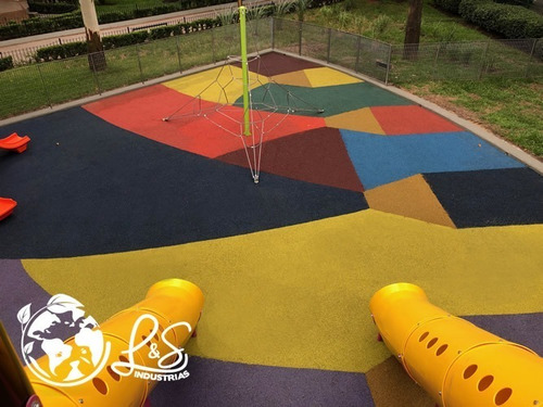 Piso De Caucho Continuo In Situ Para Plazas Colegios Gym