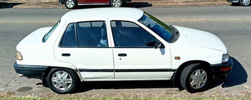 Daihatsu Charade Sedan 1.3 - 16 Válvulas