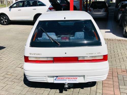 Imagem 7 de 9 de Suzuki Swift Hatch 1995
