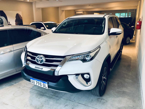Toyota Sw4 2.8 Srx 177cv 4x4 7as At 2017