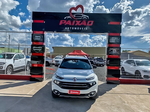 Imagem 3 de 9 de Fiat Toro 2.0 16v Turbo Volcano 4wd