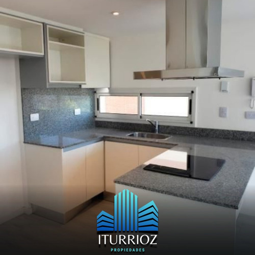 Imagen 5 de 17 de En Venta Semipiso Banfield Rincón 395 4 Años De Antigüedad