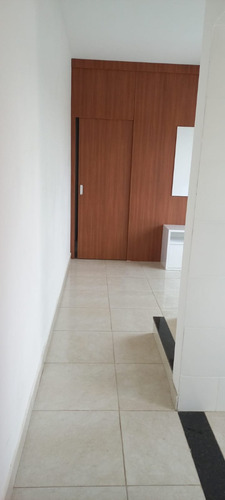 Apartamento Com Cobertura E Moveis Planejados Em Dois Quartos, Dois Banheiro, Painel Separador De Ambiente
