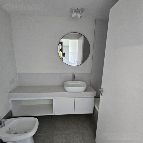 Departamento En Venta Y Alquiler En Domus Parque Con Vist Al Parque Y Al Rio.