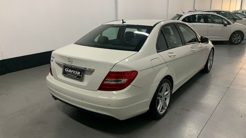 Imagem 6 de 11 de Mercedes Benz Classe C C 180 1.6 Cgi B.e. Classic Specia