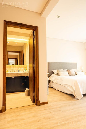 Imagen 26 de 30 de Venta - Exclusiva Casa Estilo Minimalista En La Pradera Ii - Bayugar Negocios Inmobiliarios