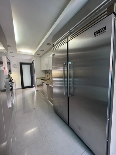 Imagen 22 de 26 de Fernando Perez Vende Lujoso Apartamento En Las Chimeneas Res The Lofts, Valencia La Trigaleña