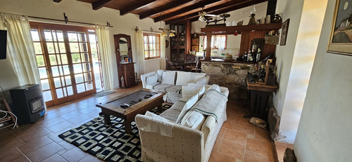 Maldonado Campo De 70 Has Con Excelente Casa Con 5 Dormitorios 5 Baños Barbacoa, Piscina, Casa Personal, Galpón, Costa De Arroyo