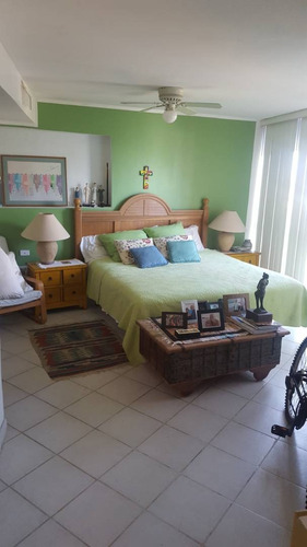 Imagen 6 de 11 de Apartamento En Alquiler Vacavional En Cimarron Suite, Playa Parguito